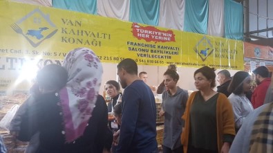 Van Kahvaltısına Diyarbakır'dan Yoğun İlgi