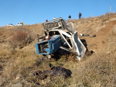 Yozgat'ta Traktör Devrildi Açıklaması 1 Kişi Yaralandı