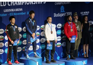 23 Yaş Altı Dünya Güreş Şampiyonası'nda Bronz Madalya Yağdı