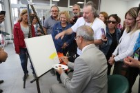 BULGARISTAN - Başkan Tarhan, Aktivist Sanatçılarla Birlikte Resim Yaptı