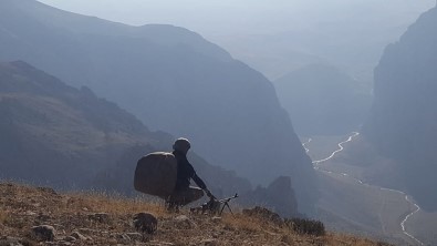 Erzincan'da 12 Ayrı Noktadaki Sığınak Ve Mağaralara Operasyon Düzenlendi