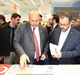 TEKNOLOJİ FUARI - Gençlik Ve Spor Bakanı Dr. Kasapoğlu, Anadolu Üniversitesi Standını Ziyaret Etti