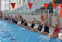 BADMINTON - Kadınlar Su Jimnastiğiyle Form Tutuyor