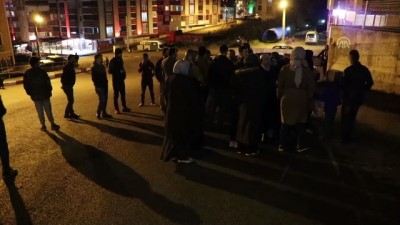 Karabük'te Elektriksiz Kalan Site Sakinleri Müteahhide Tepki Gösterdi