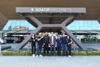 ŞAMPIYON - Şampiyon Boksör Rahimi Adatıp'a Misafir Oldu