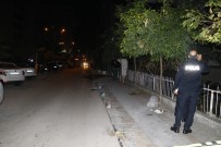 Adana'da Sokak Ortasında EYP Patlatıldı