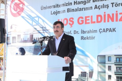 AK Parti Genel Başkan Yardımcısı Yılmaz Açıklaması 'Güçlü Bir Liderimiz Var, İstikrarlı Bir Hükümetimiz Var'
