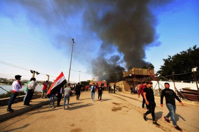Bağdat'taki Güvenlik Güçleri Ahrar Köprüsü'nü Kontrol Altına Aldı