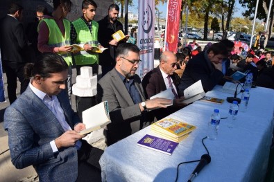 Gaziantep'te 'Okuyan Genç, Değişen Şehir' Etkinliği