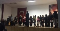 OKUL MÜDÜRÜ - Öğretmenlerin Türk Halk Müziği Konseri Büyük Beğeni Topladı