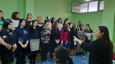 (Özel) Anne Ve Babalar 'Çocuk Hakları' İçin Klip Çekti