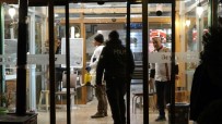 ÖMER HALİSDEMİR - Restoran çalışanı dehşet saçtı:1 ölü, 4 yaralı