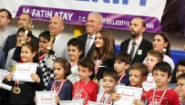 KUPA TÖRENİ - Satranç Şampiyonlarına Kupa Ve Madalya