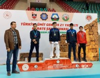 ALTUNTAŞ - Sivaslı Karateci Türkiye Üçüncüsü Oldu