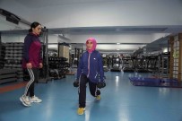 MEHMET SELİM KİRAZ - Spor Kursu, Skolyoz Hastası Emine'nin Umudu Oldu