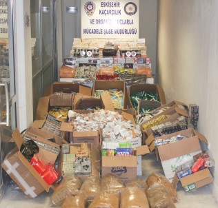 Yasa Dışı Yollarla Sigara Üreticimi Yapan Şahıslara KOM Baskını