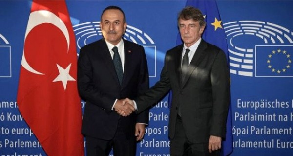 Çavuşoğlu'ndan AP Başkanı Sassoli'ye sert tepki