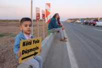 OTURMA EYLEMİ - Ceylanpınar'da 'Trafik Işığı' Eylemi