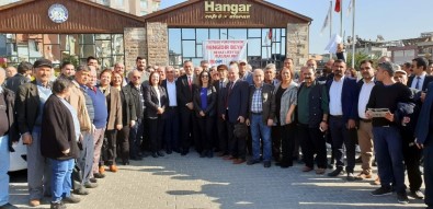 CHP'li Sevim'den 'Beyaz' Gösteri