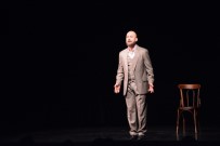 DINÇER SÜMER - Dinçer Sümer'in Yazdığı 'Maviydi Bisikletim' Seyirciyle Buluştu