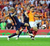 MUSTAFA EMRE EYISOY - Galatasaray İle Başakşehir, 23. Randevuda
