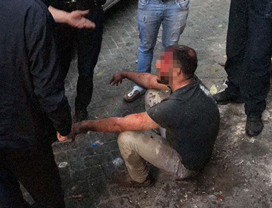 Mahalleli yaptığını duyunca linç etmek istedi!