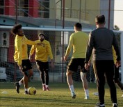 GÖKHAN TÖRE - Yeni Malatyaspor, Fenerbahçe'yi Töre, Guilherme Ve Bifouma İle Yenmeyi Planlıyor