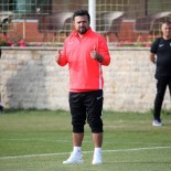 KADER - Bülent Uygun'dan Berna Gözbaşı Yorumu