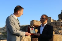 MILLIYETÇI HAREKET PARTISI - MHP'den İHA'ya Üstün Cesaret Plaketi