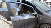 SÖNDÜRME TÜPÜ - (Özel) Pendik'te Bir Şahıs Park Halindeki Otomobili Kundakladı