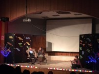 TİYATRO OYUNU - Ağrı'da 'Geçmişten Günümüze Öğretmen' Konulu Tiyatro Oyunu Sahnelendi