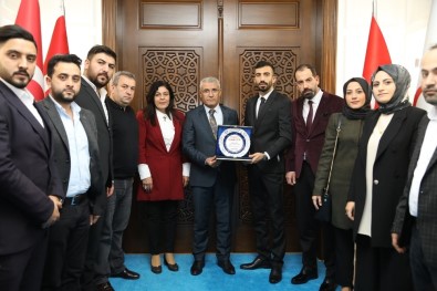 Başkan Güder, Gençlerle Bir Araya Geldi