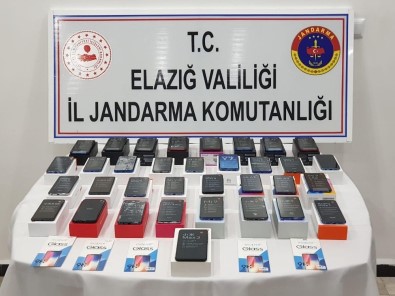 Elazığ'da 34 Adet Kaçak Telefon Elegeçirildi