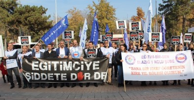 Elazığ'da 'Eğitimciye Şiddete Dur' Açıklaması