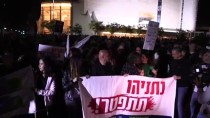 Tel Aviv'deki Gösteride Netanyahu'nun İstifası İstendi