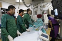 AHMET AVCı - Akciğerine Pıhtı Atan Doktor, Riskli Ameliyata Rağmen Sağlığına Kavuştu