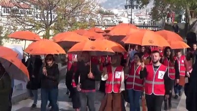 Amasya'da Kadına Yönelik Şiddete Karşı 'Turuncu Şemsiye' Açıldı