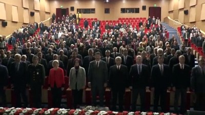 Sivas Valisi Ayhan'ı Duygulandıran 'Öğretmen' Sürprizi