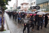 PANDOMİM - Aydınlı Kadınlar Yağmur Altında Kadına Şiddete Karşı Yürüdü
