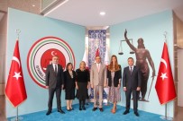 BAŞSAVCı - Güzellik Kraliçesinden Adliye Ziyareti