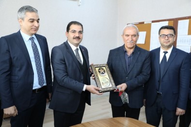 Haliliye Belediye Başkanı Canpolat Açıklaması 'Öğretmenlerimiz Geleceğimizi Yetiştiriyor'