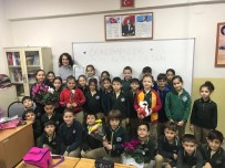 MEHMETÇIK - Harçlıklarını Mehmetçik Vakfı'na Bağışladılar