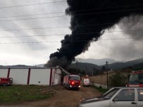 İTFAİYE ARACI - İzmir'deki Büyük Yangın Kontrol Altında