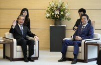 JAPONYA BAŞBAKANI - Japonya Başbakanı Abe, Çin Dışişleri Bakanı Wang İle Görüştü