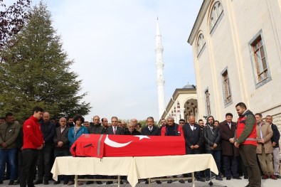 Kansere Yenik Düşen Doktor Mesai Arkadaşları Tarafından Uğurlandı