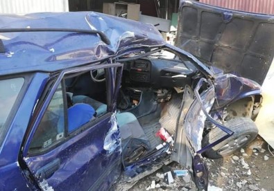 Rize'de Trafik Kazası Açıklaması 15 Yaralı