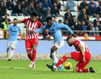 KUBILAY AKTAŞ - Süper Lig Açıklaması Antalyaspor Açıklaması 0 - Gaziantep FK Açıklaması 1 (İlk Yarı)
