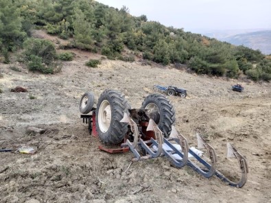 Tarlada Traktör Devrildi Açıklaması 1 Ölü