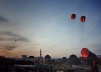 KADINA ŞİDDET - Turuncu  Dilek Fenerleri İle Kadına Şiddete Dikkat Çektiler