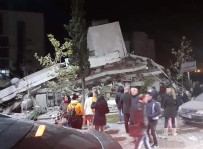 SAVUNMA BAKANLIĞI - Arnavutluk'ta Peş Peşe Depremler Açıklaması 3 Ölü